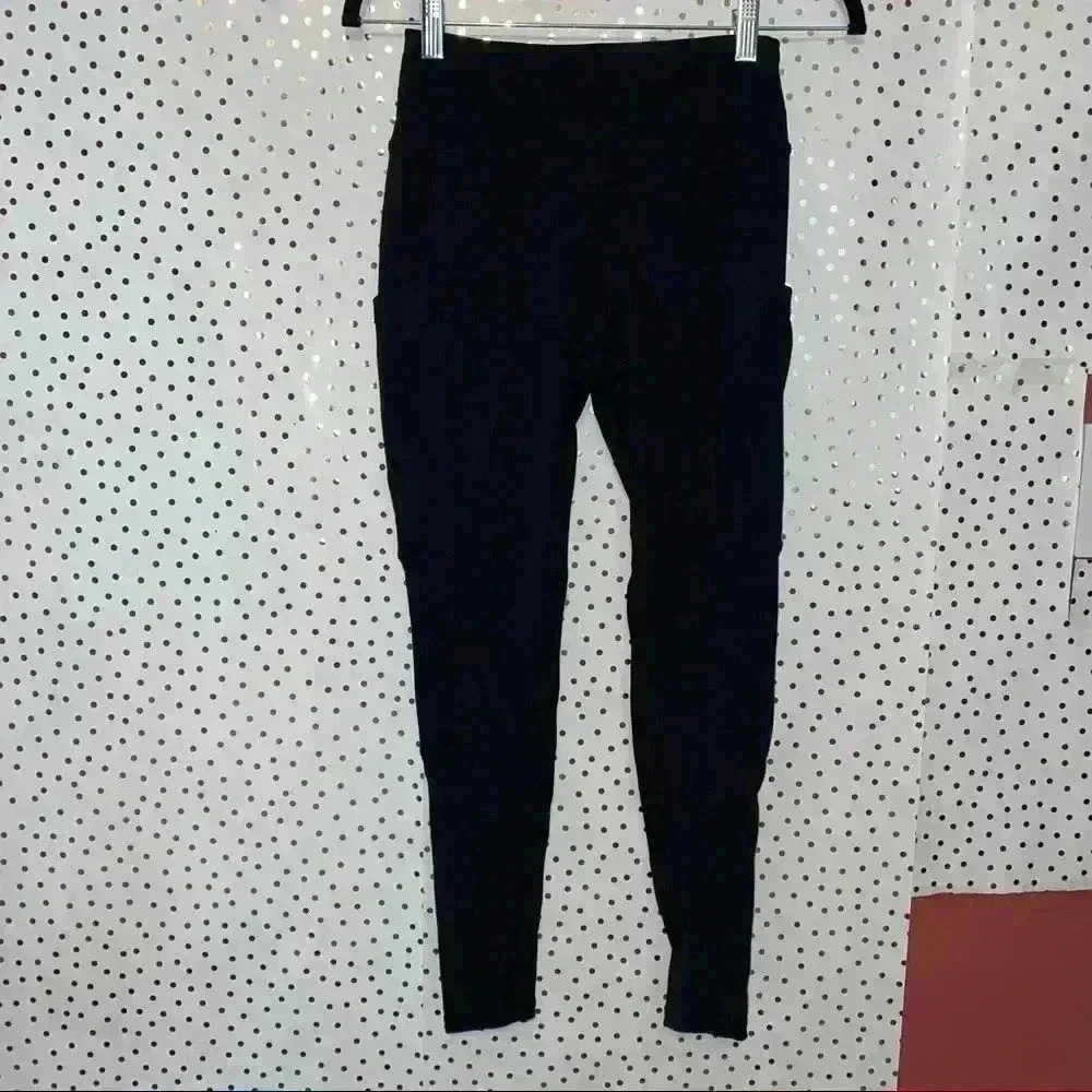 P’tula Black Leggings with side pockets